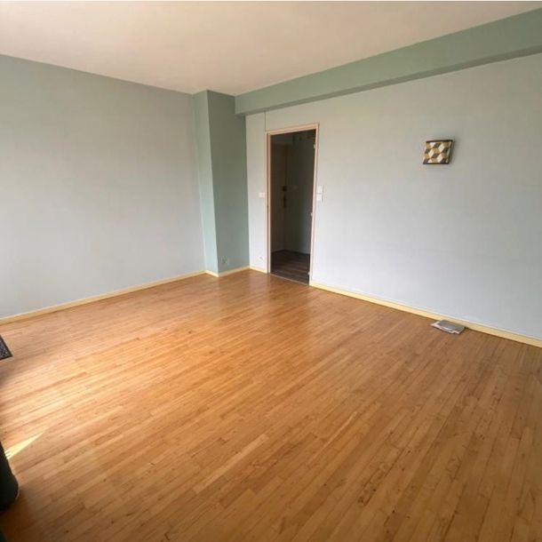 Location Appartement T3 avec balcon - Photo 1