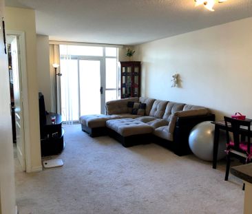 For Lease - 3650 Kingston Road Unit# 415, Toronto, Ontario - Photo 1