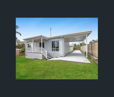 PRIVATE TWO BEDROOM UNIT, WITH FENCED YARD - Photo 5