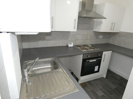 28 Clevedon Road Flat 2 FFF - Photo 4
