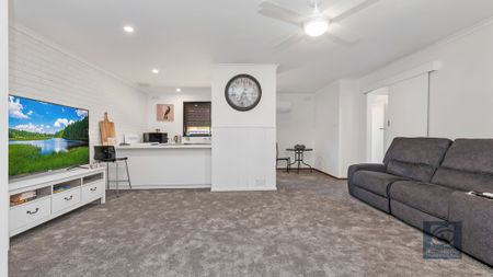 Fresh, Modern, and Move-In Ready! - Photo 5