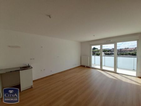 Location Appartement 2 pièces 42m² ARMENTIERES 59280 - Photo 3