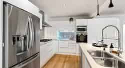 Stylish family home - Pakuranga - Photo 4