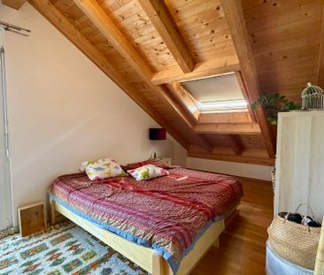 Charmante 4.5-Zimmer-Dachwohnung mit Bergpanorama in Susten - Photo 4