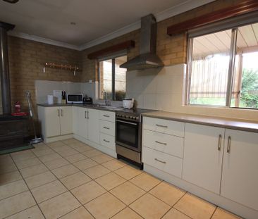 6-bedroom shared house / townhouse, Clairville Road - Photo 6