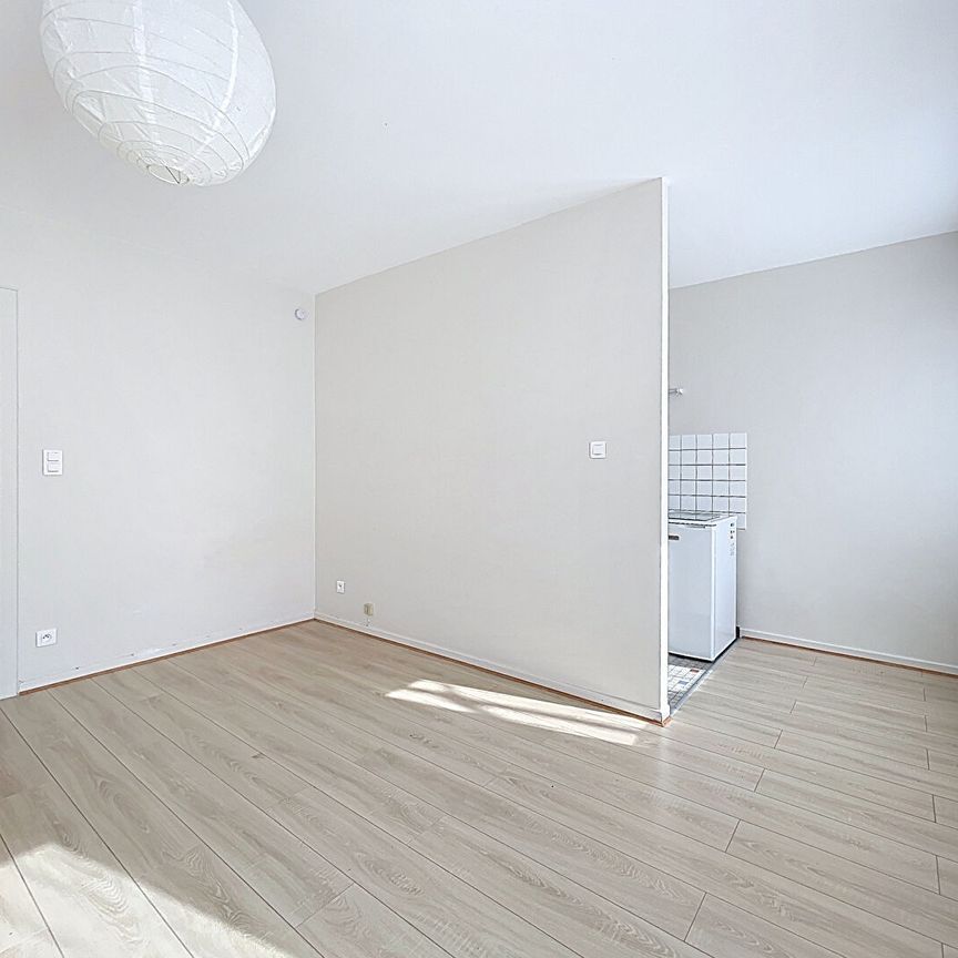 Location Appartement 1 pièce 30m² - Photo 1