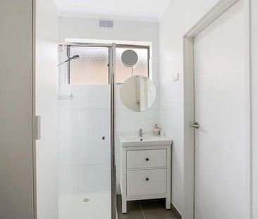 16/12 Surrey Street, Pascoe Vale VIC 3044 - Photo 2