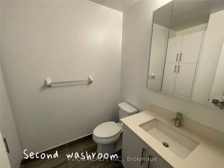 For Lease - 75 Oneida Crescent Unit# 508, Richmond Hill, Ontario - Photo 3