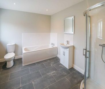 3 bedroom chalet to rent - Photo 5