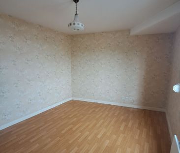 Location Appartement 3 pièces 71m² - Photo 6
