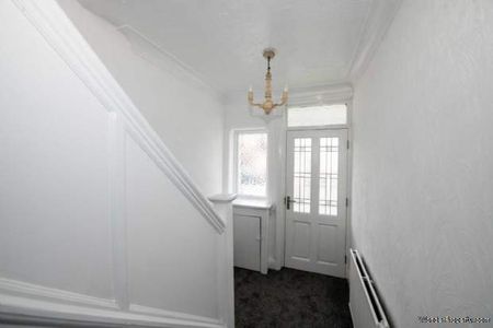 3 bedroom property to rent in Manchester - Photo 3