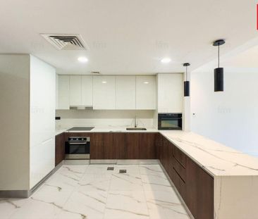 Brand new I vacant I privet garden - Photo 1