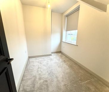 3 bedroom semi-detached house to rent - Photo 6