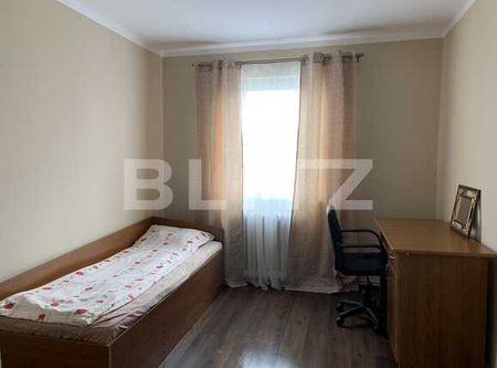 Apartament de 3 camere, decomandat, modern, 70 mp , zona strazii Rasinarilor - Photo 4