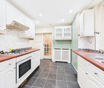 4 Bed Terraced House, Cedric St, M5 - Photo 1