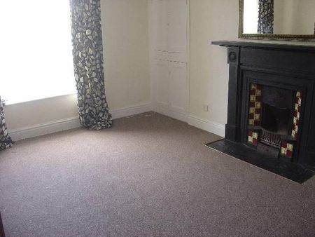 4 bedroom house to rent - Photo 2