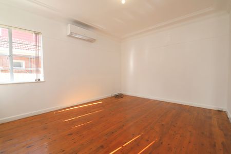 Three Bedroom Home - Photo 2
