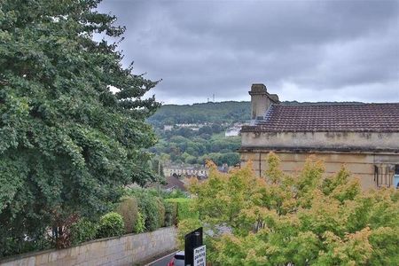 Upper East Hayes, Bath, BA1 - Photo 5