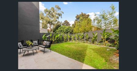 Designer 4 Bedroom Home in Randwick - Photo 2