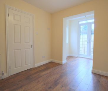 1 bedroom Ground floor flat to rent - Photo 3