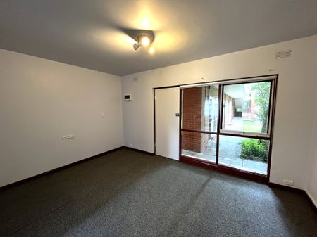 5 / 8 Walnut Street, CARNEGIE - Photo 5