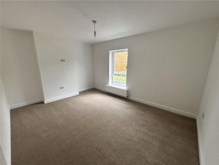 3 bedroom end of terrace house to rent - Photo 5