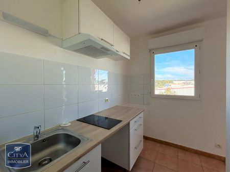 Location Appartement 2 pièces 45m² SORGUES 84700 - Photo 3