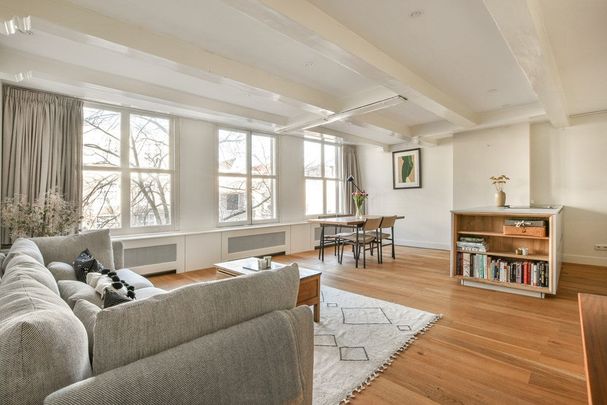 Te huur: Appartement Oudezijds Achterburgwal 173 E in Amsterdam - Photo 1