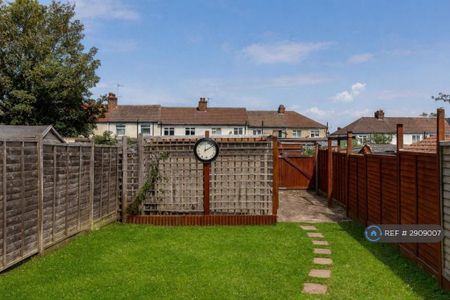 2 bedroom terraced house to rent - Photo 5