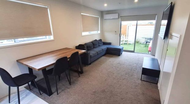 Stylish Townhouse with Expansive Views - Photo 1