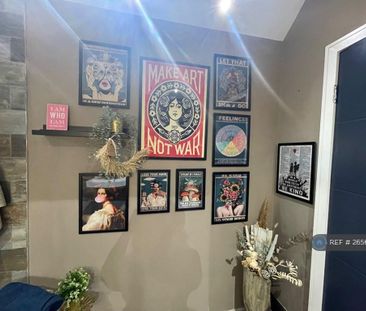 1 bedroom in a house share to rent - Photo 5