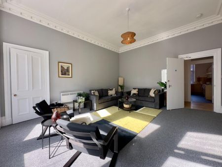 5 bedroom flat to rent - Photo 4