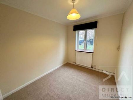 3 bedroom property to rent in Ashtead - Photo 3