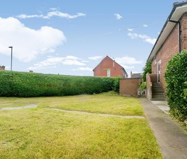 2 bedroom maisonette to rent - Photo 2