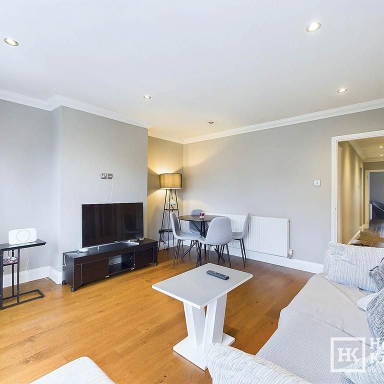 3 bedroom semi-detached bungalow to rent - Photo 1