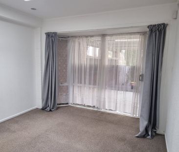 3-Bedroom Home with Office & Entertaining Area - Photo 5