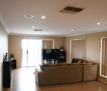 2 LYSTERFIELD LANE, Wodonga VIC 3690 - House For Rent | Domain - Photo 1