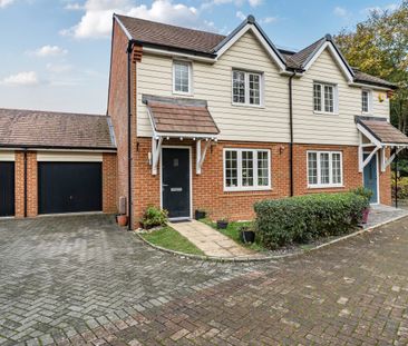 3 bedroom semi-detached house to rent - Photo 2