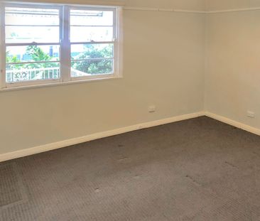 PERFECTLY POSITIONED - Photo 1