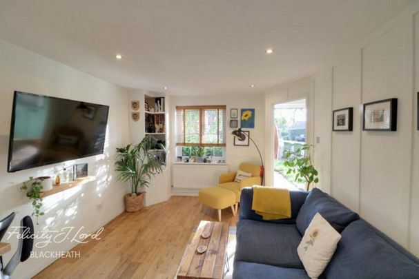 2 bedroom terraced house to rent - Photo 1