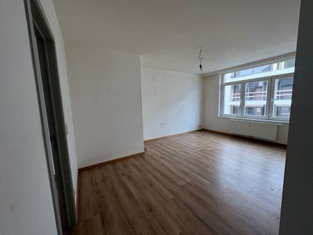 1 slaapkamer appartement te huur in de Langestraat te Oostende! - Photo 5