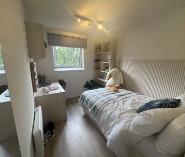 Ensuite Bronze - Photo 3