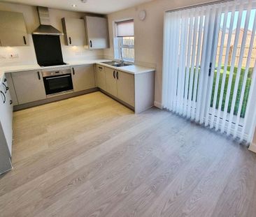 3 bedroom terraced house to rent - Photo 1