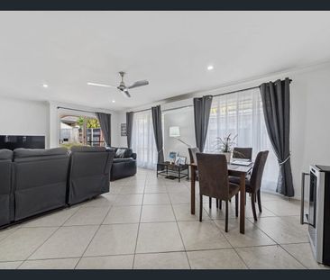 Modern Family Home Opposite Canterbury College - Photo 6