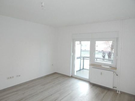 Preiswerte 3,5-Zimmer-Wohnung - Foto 3