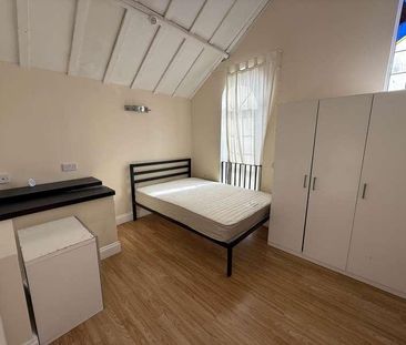 Sundon Road, Harlington, LU5 - Photo 4