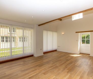 John Fortey Yard, The Green, Northleach, Gloucestershire, GL54 - Photo 6