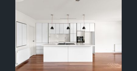PREMIER ALPHINGTON LIVING AWAITS - Photo 4