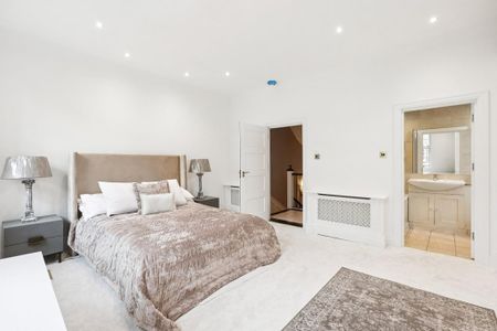 4 bedroom terraced house to rent - Photo 5