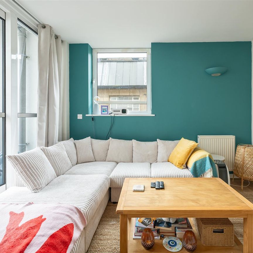 Richmond Road , E8 3QR - Photo 1